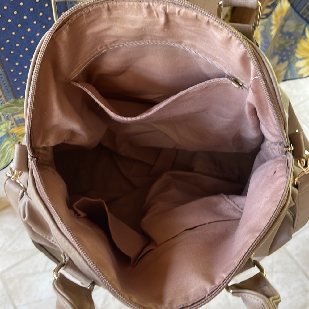 Handbag - Picture 3 of 8